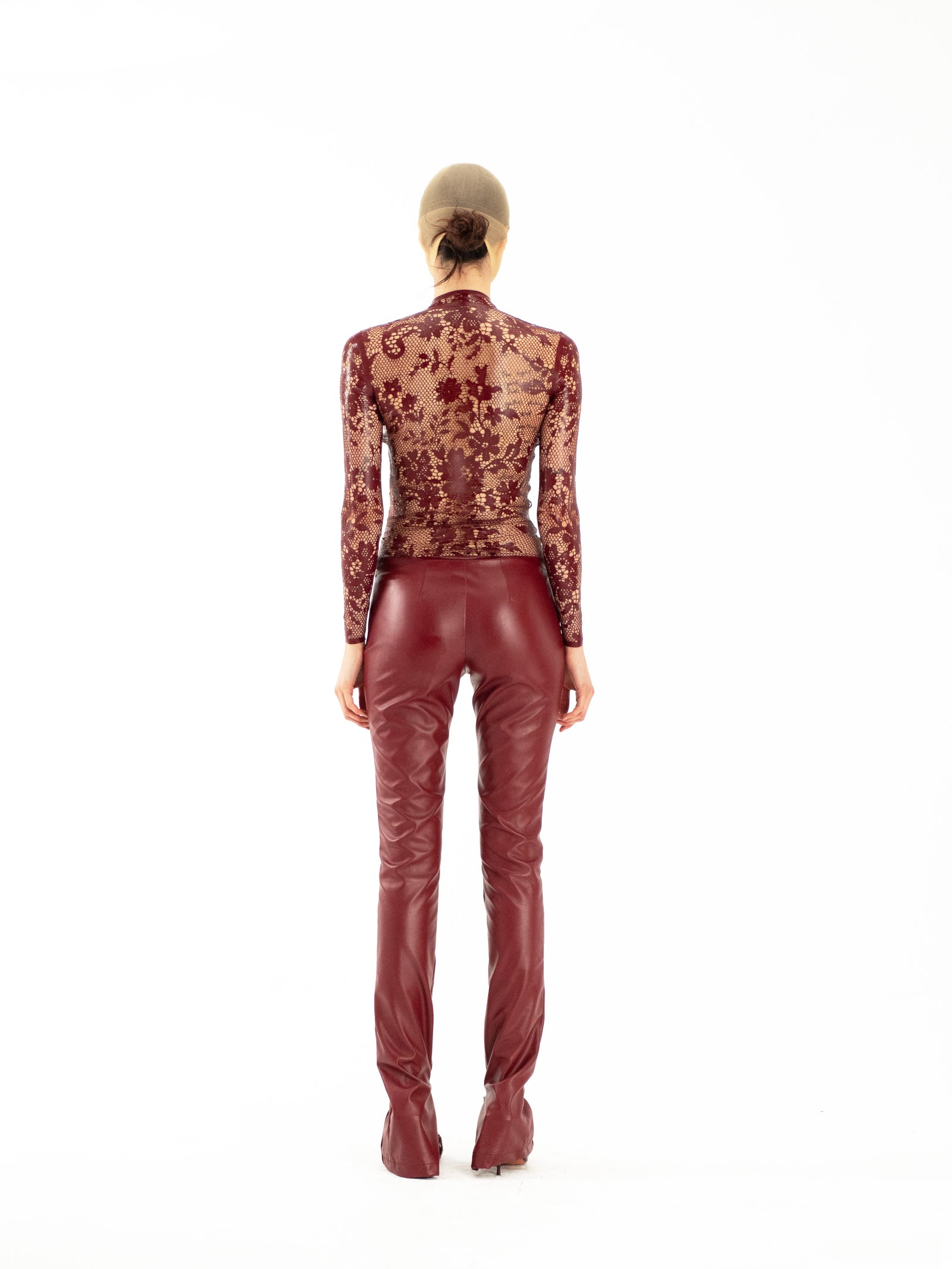 color:burgundy