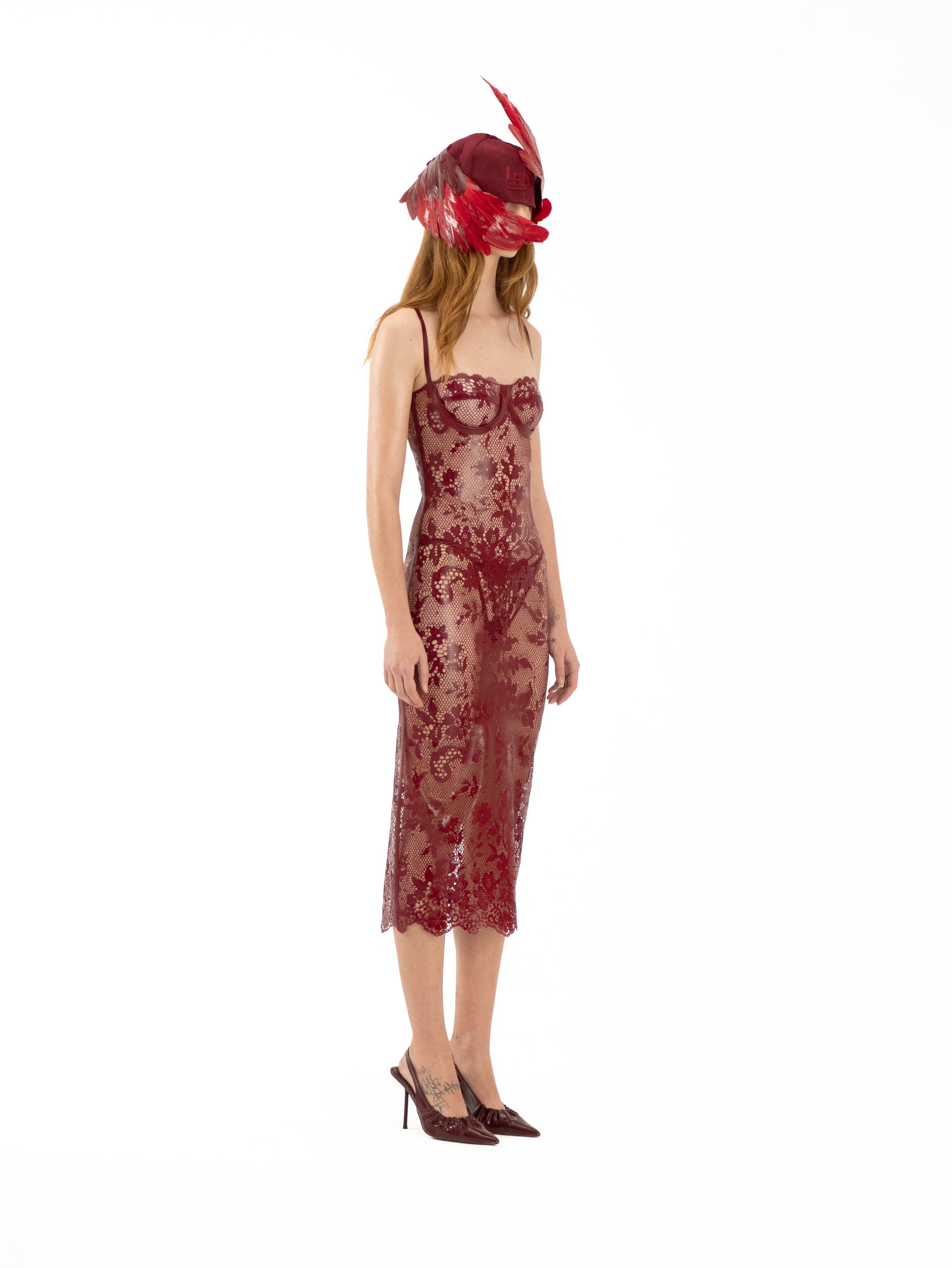 color:burgundy