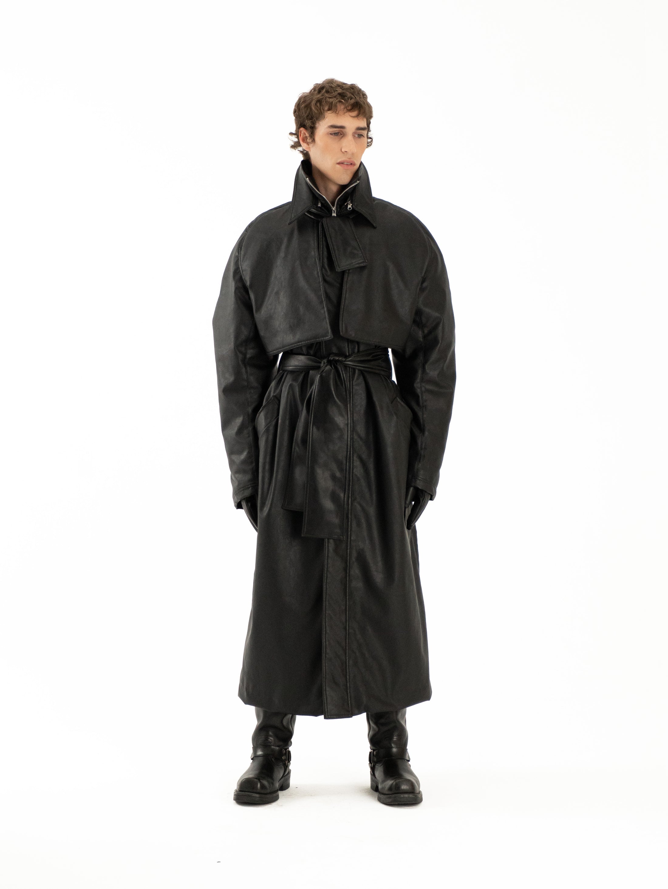 color:black