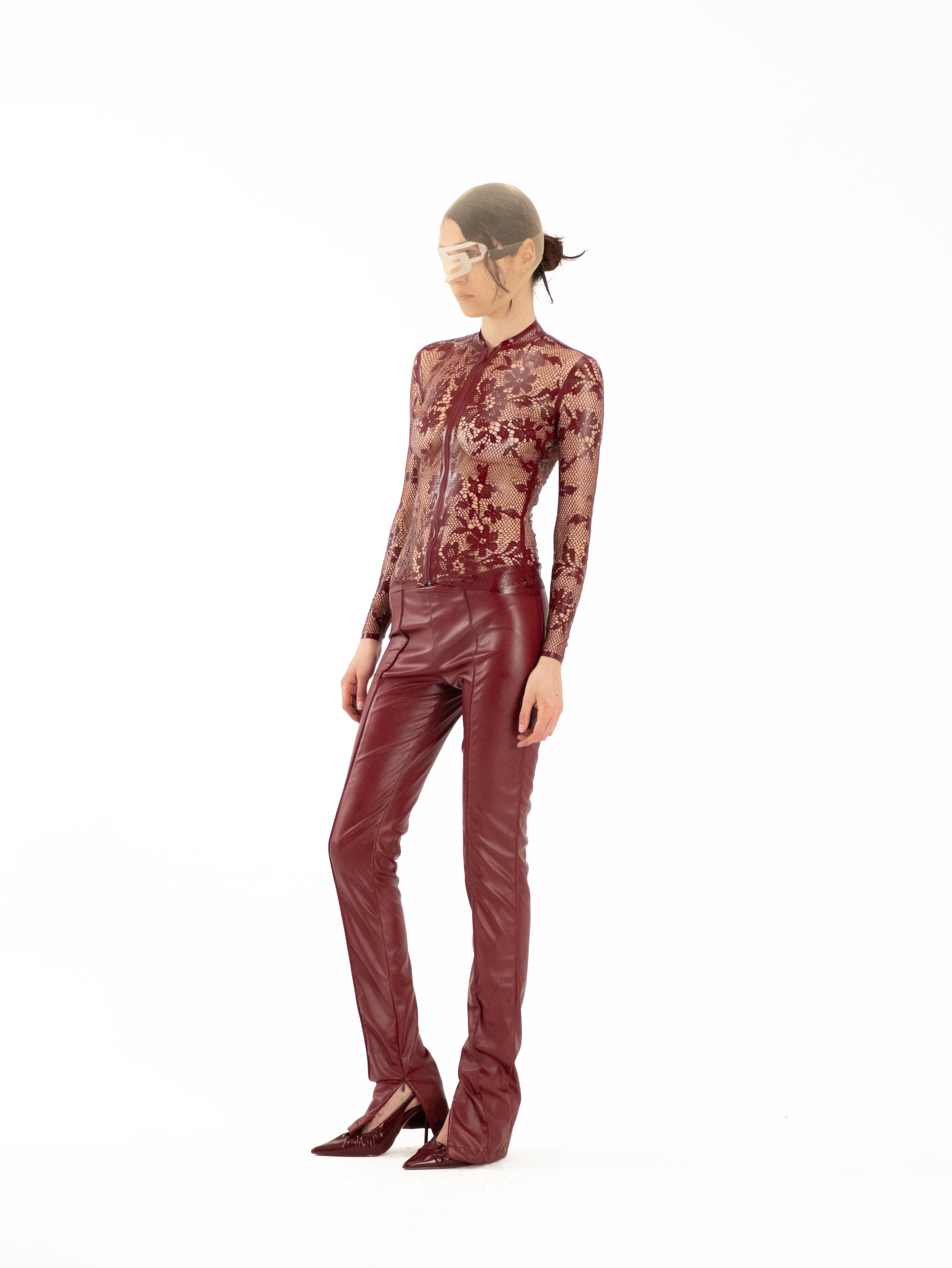 color:burgundy