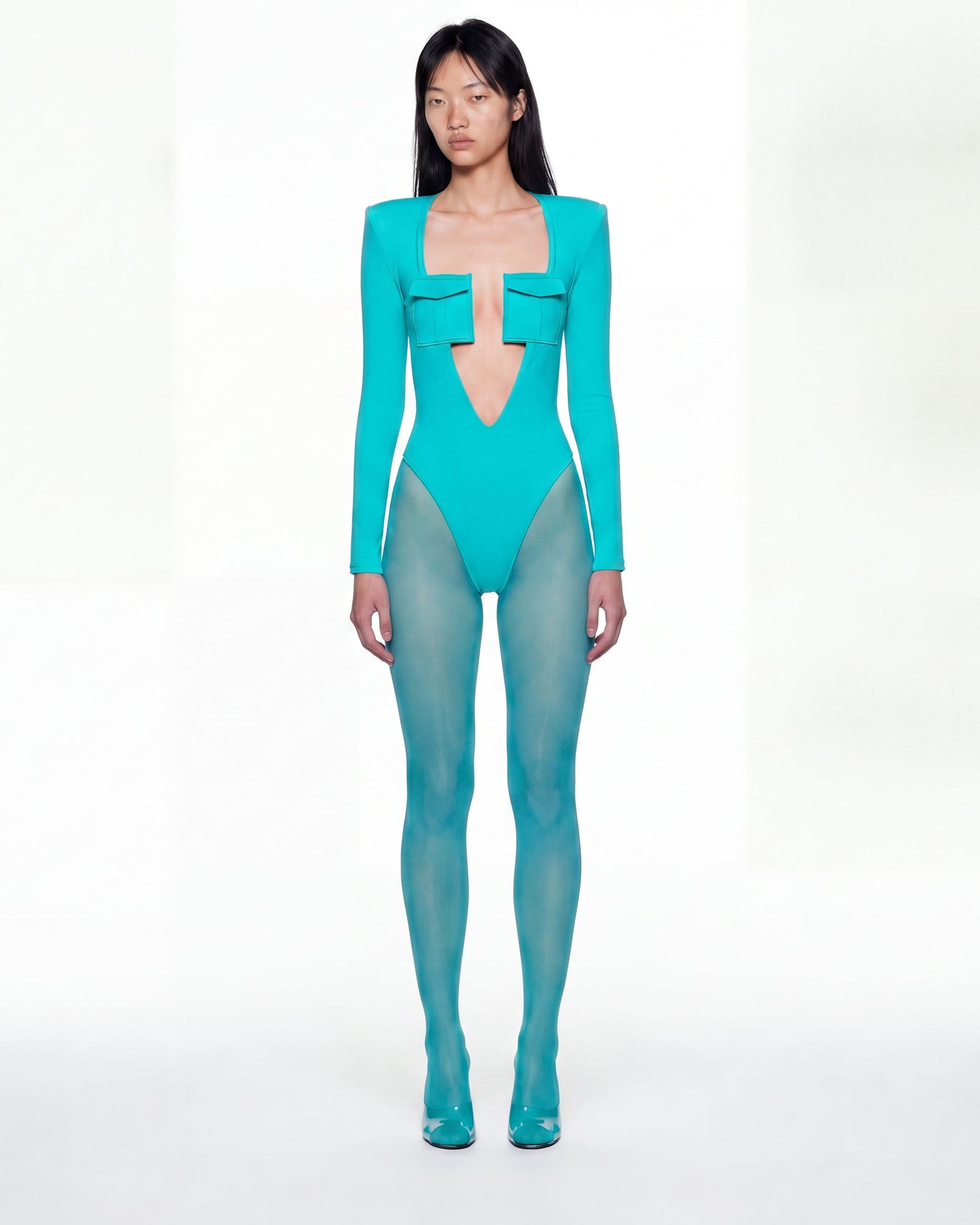 color:turquoise