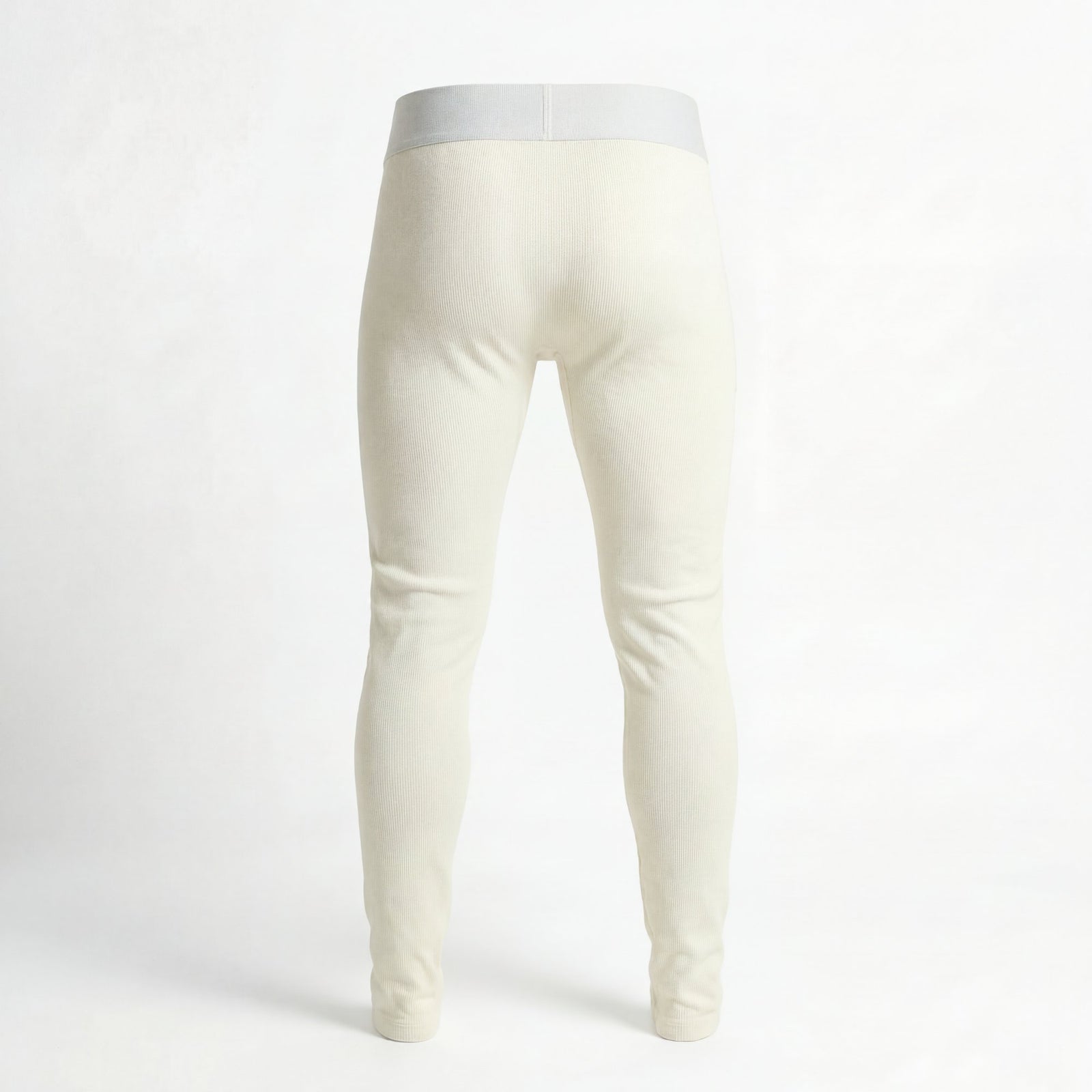 color:white