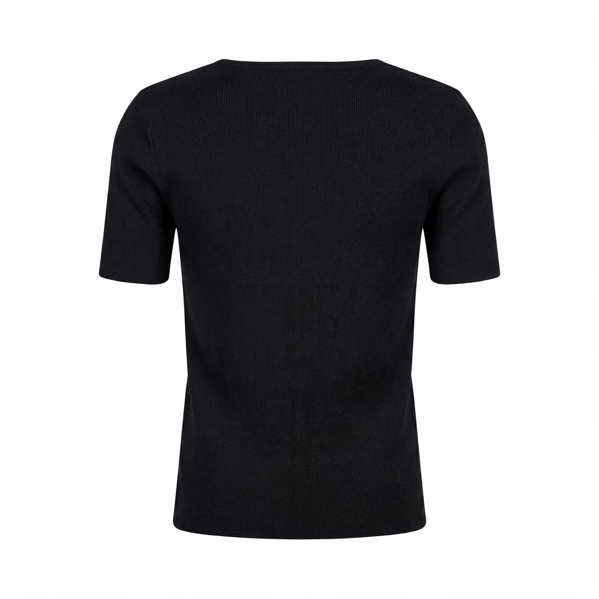 color:black