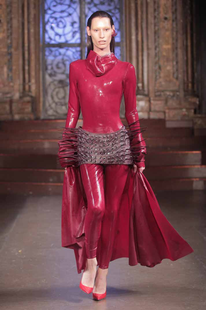 AW23