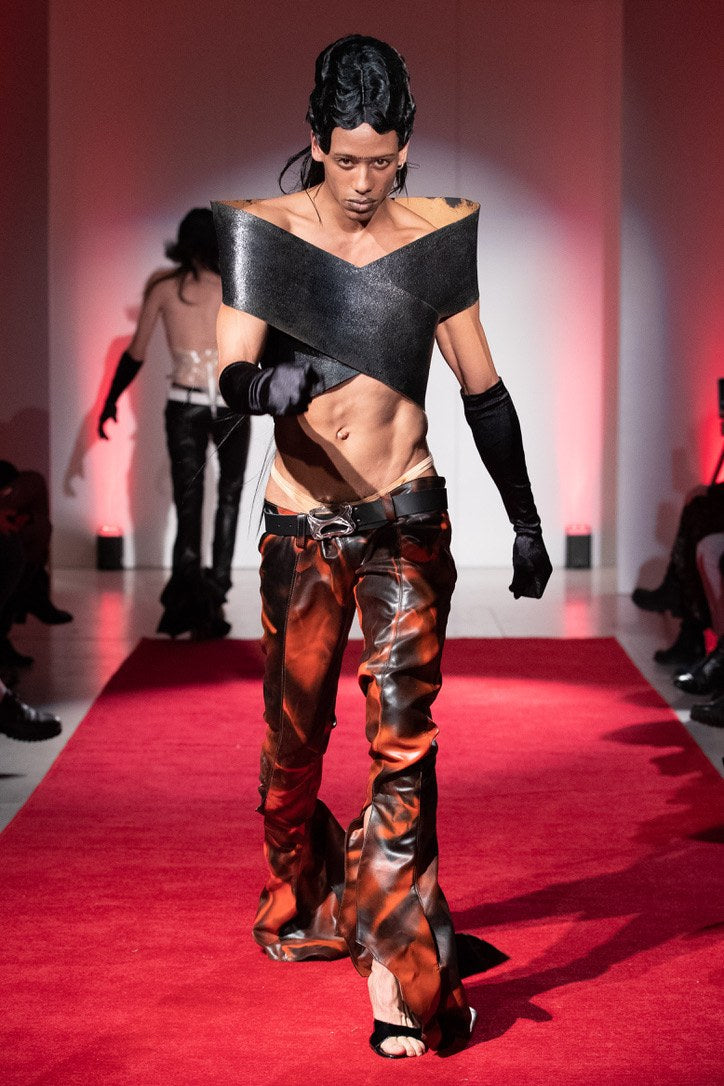 AW20 — El Invitado